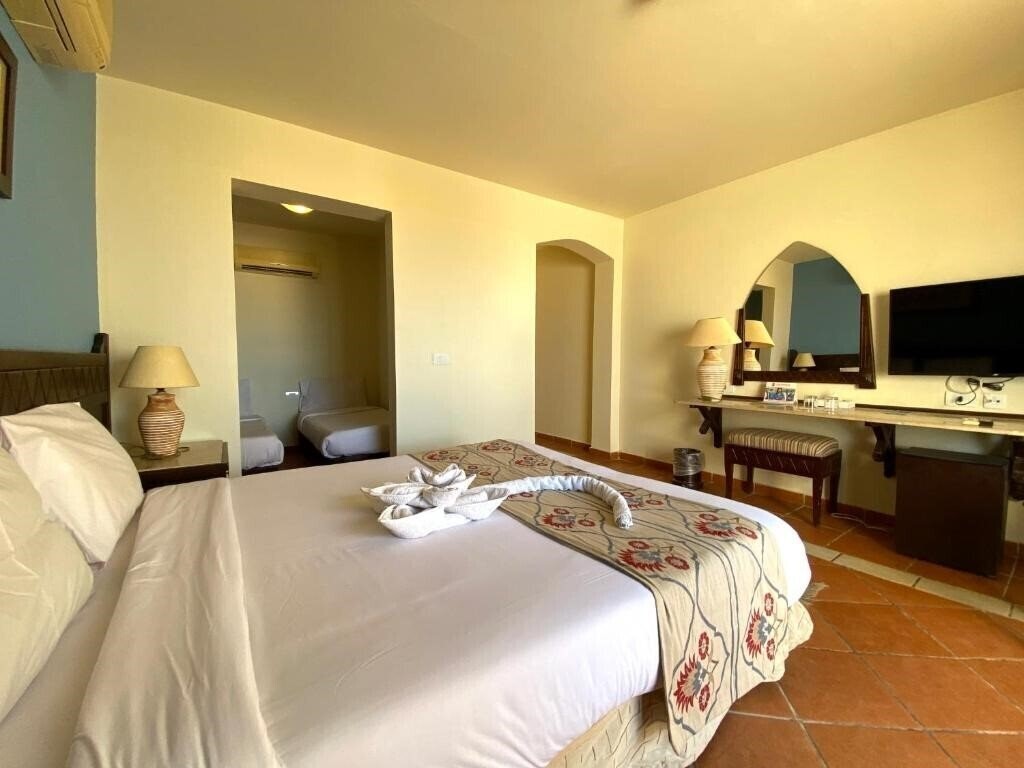 Onatti Beach Resort (ex. Otium Senses Onatti) 4* фотосуреті