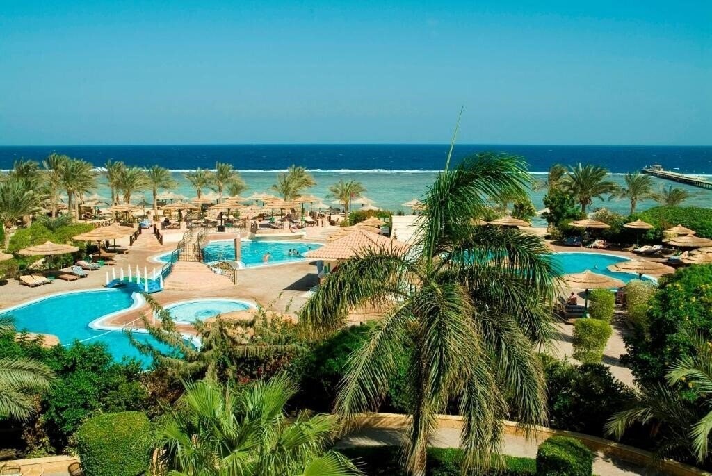 Отель Flamenco Beach Resort El Quseir 4*