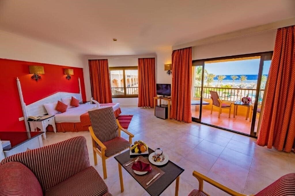 Фото Flamenco Beach Resort El Quseir 4*