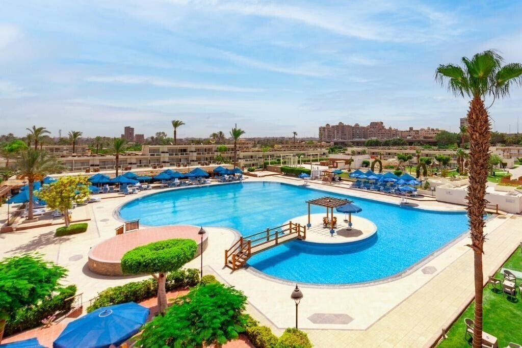 Фото Pyramids Park Resort 4*