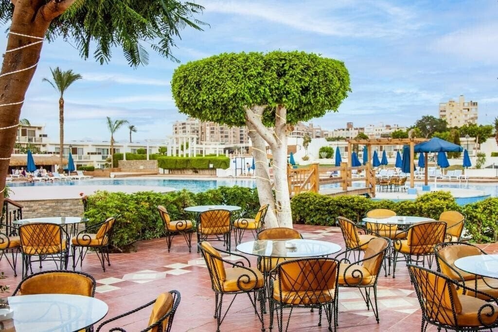 Pyramids Park Resort 4* суреті