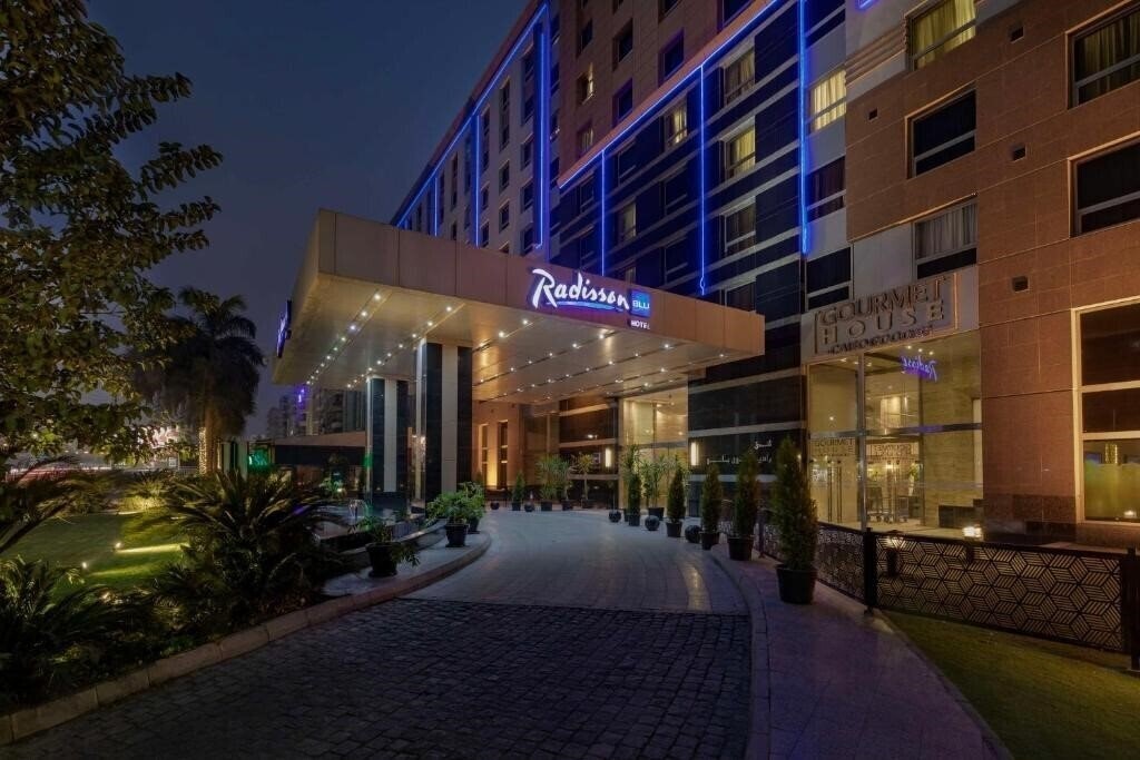 Отель Radisson Blu Hotel Cairo 5*
