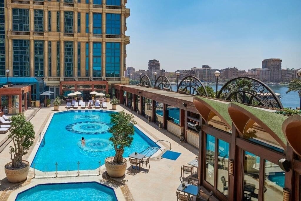 Фотография Four Seasons First Residence Hotel 5*