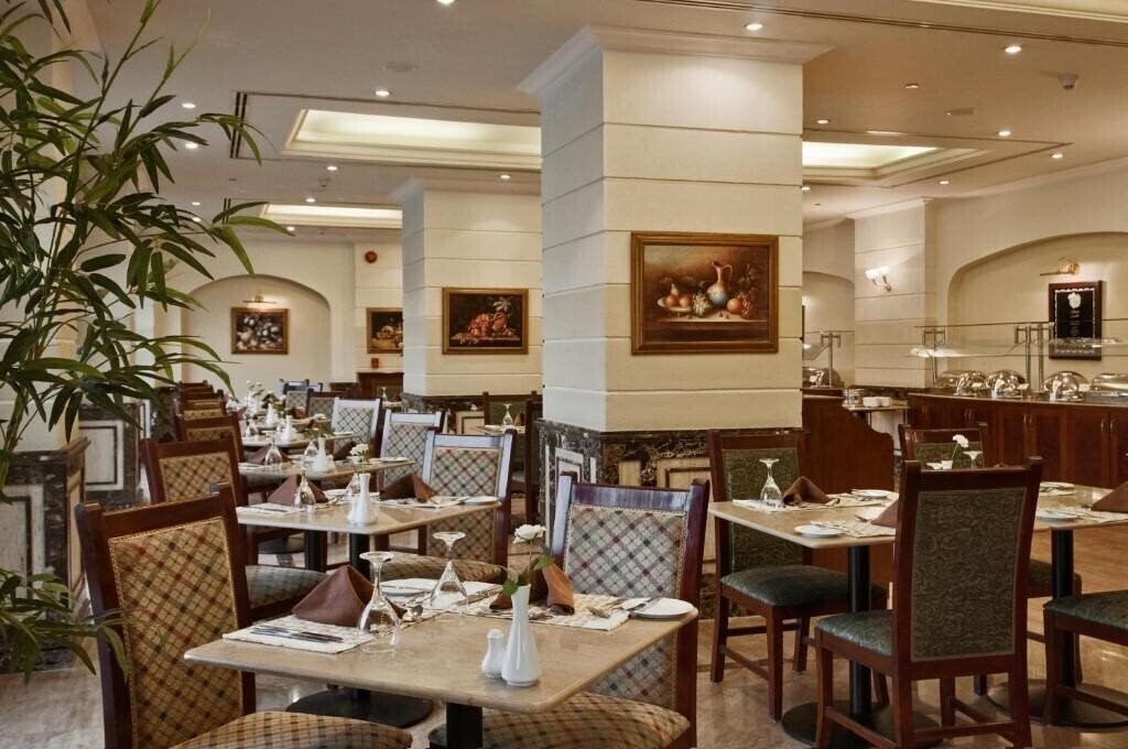 Фото Hilton Cairo Zamalek Residences 4*