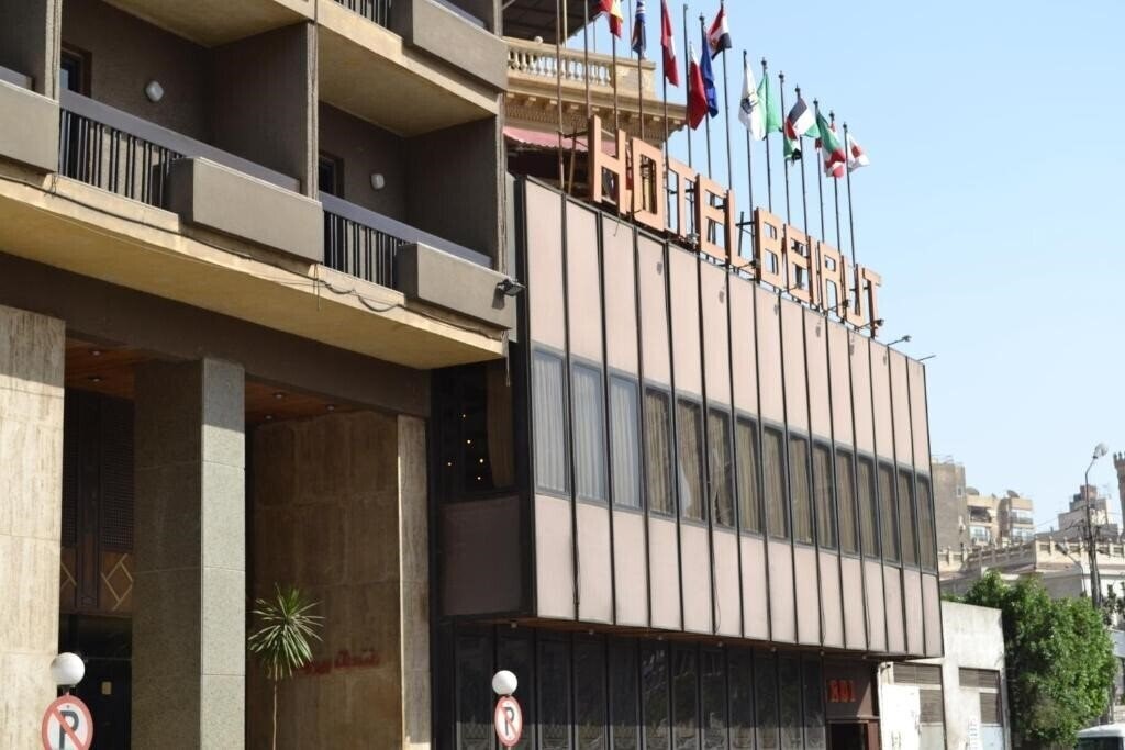 Отель Beirut Hotel 3*