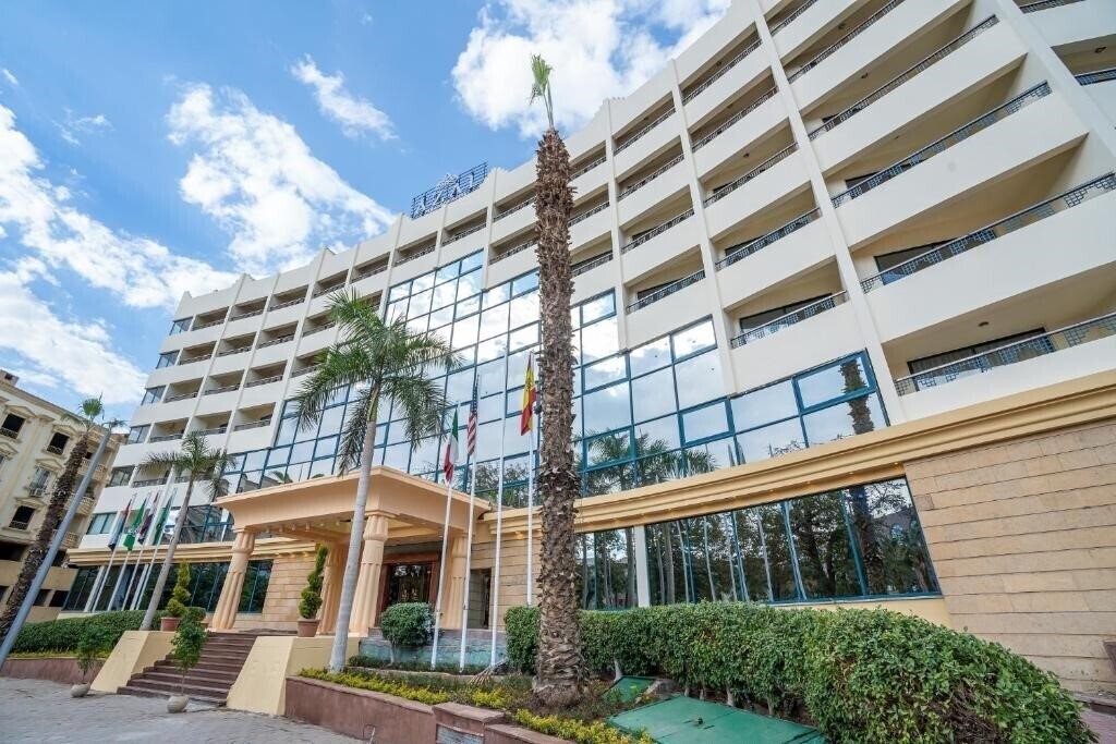 Azal Pyramids Hotel 4* суреті