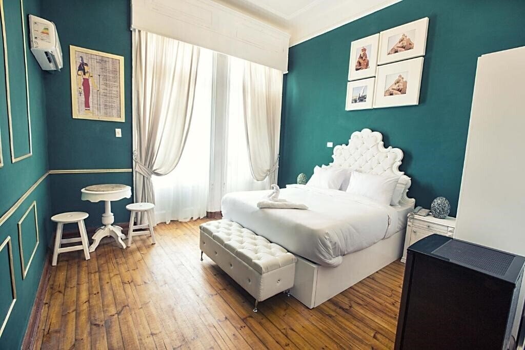 Отель Tahrir Plaza Suites 3*