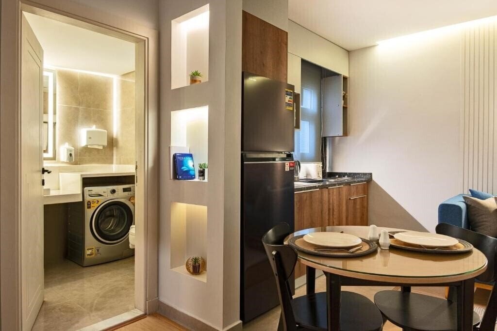 Parkside Boutique Furnished Apartments 4* фотосуреті