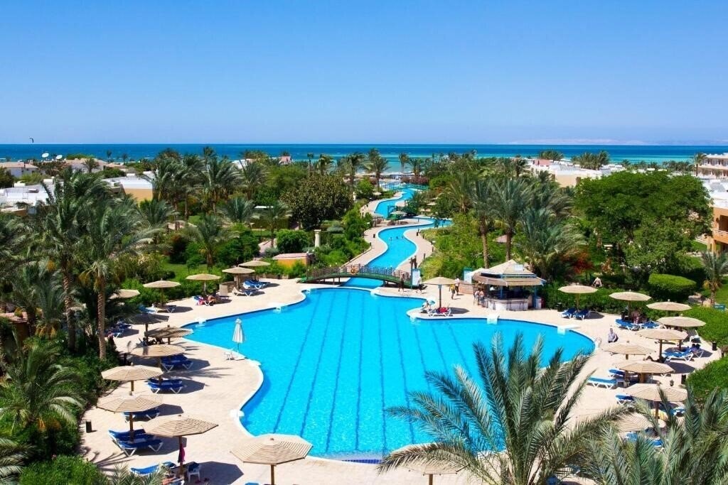 Отель Golden Beach Resort (ex. Movie Gate) 4*