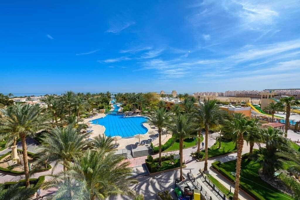 Изображение Golden Beach Resort (ex. Movie Gate) 4*