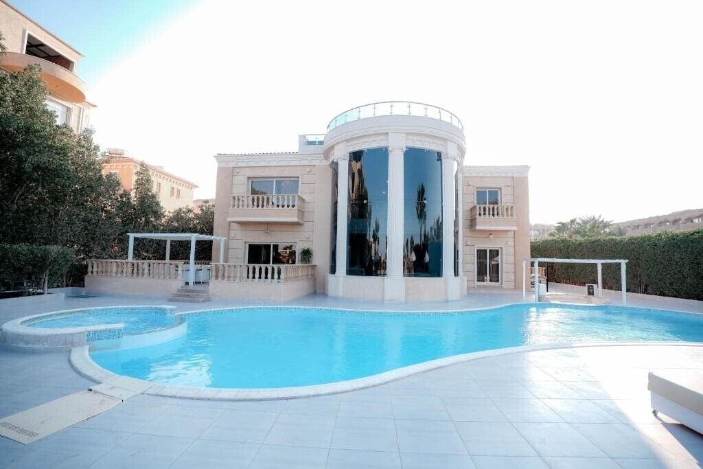 Изображение Caves Beach Resort 5*