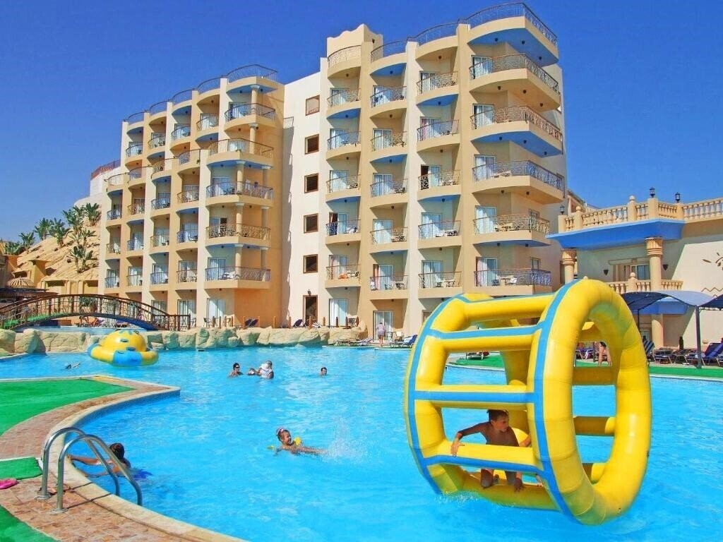 Sphinx Aquapark Beach Resort 4* суреті