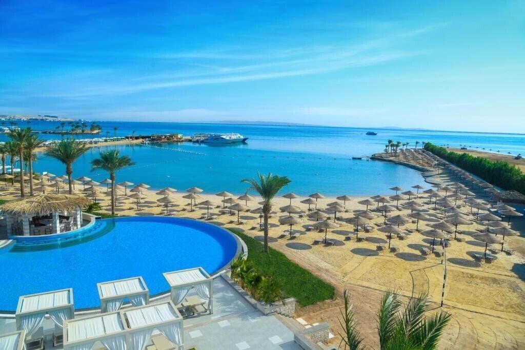 Отель Jaz Elite Casa Del Mar Beach 5*