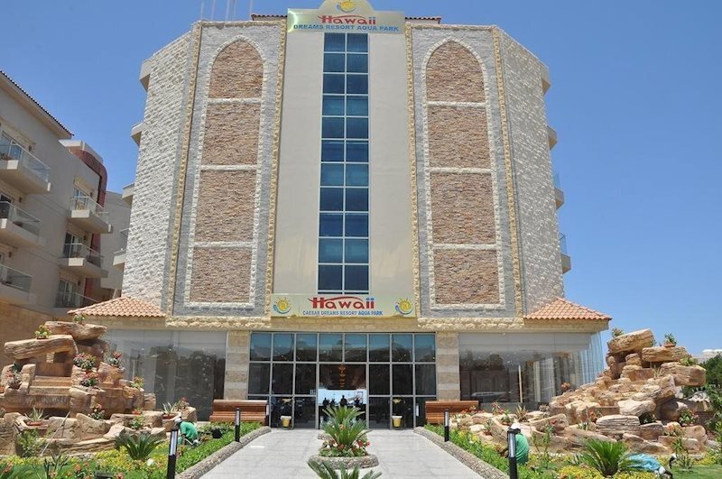 Отель Sunrise Solara Aqua Park Resort (ex. Hawaii Caesar Dreams Aqua Park Resort) 4*