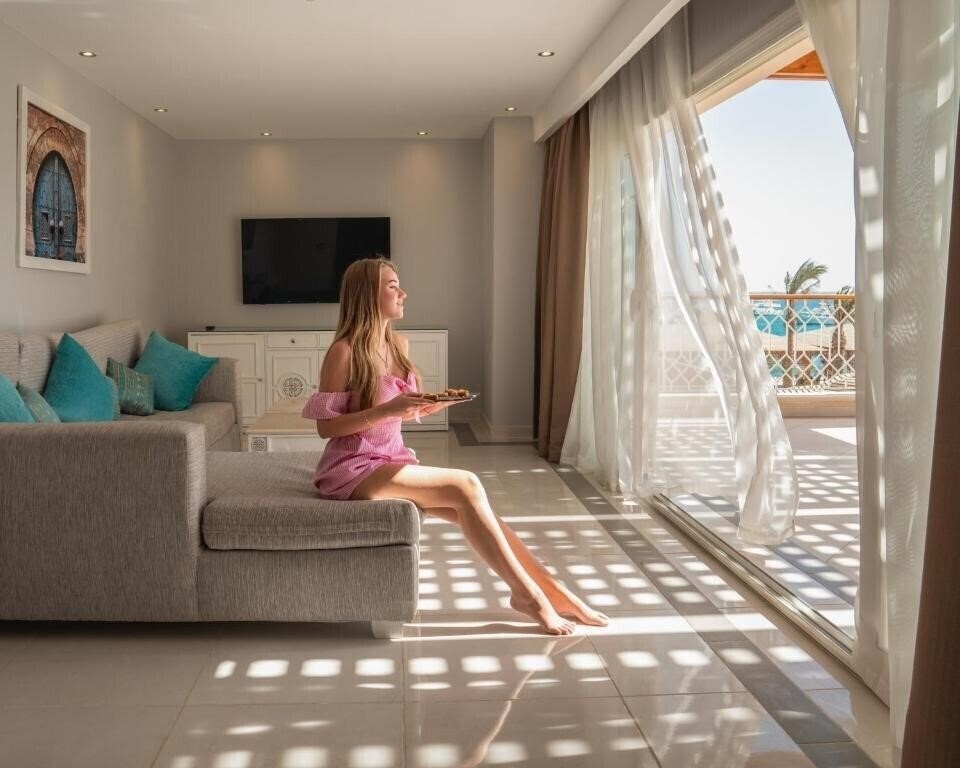 The Grand Palace Hotel - Adults Only 18+ 5* суреті