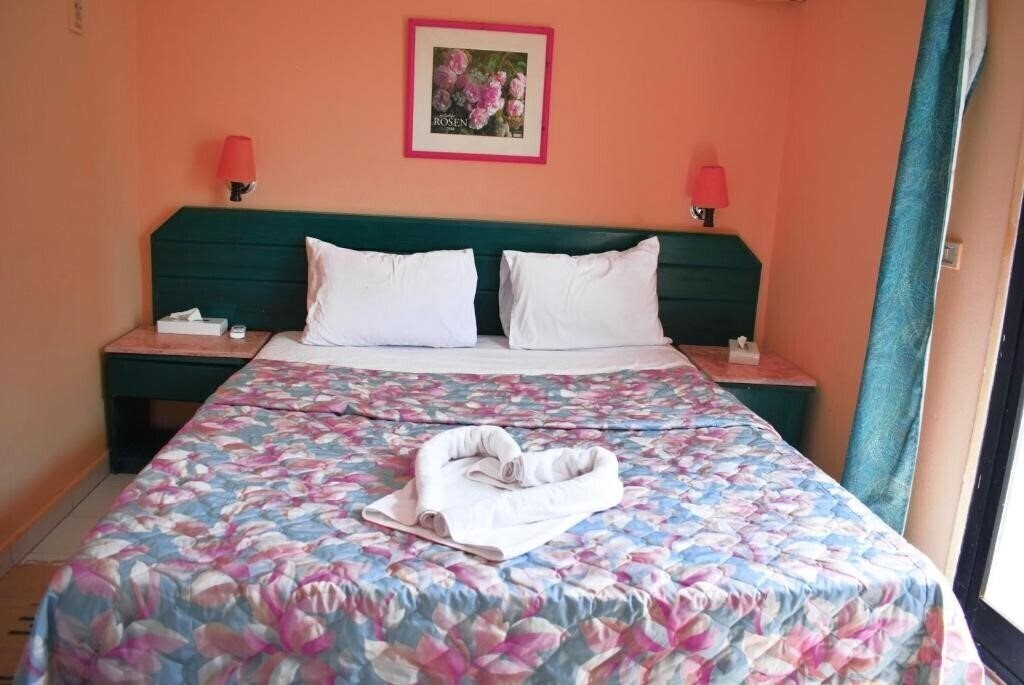 Jewels La Perla Hotel (ex. La Perla) 3* суреті