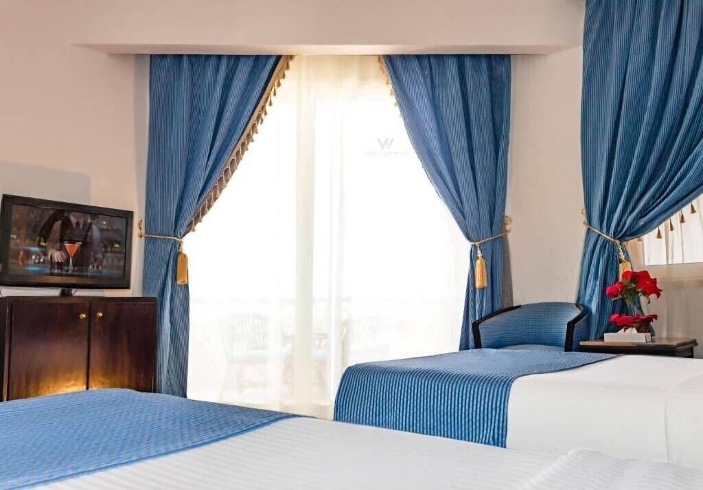 Фото White Valley Palace (ex. Emerald Beach & Resort, Golden 5 Emerald) 5*