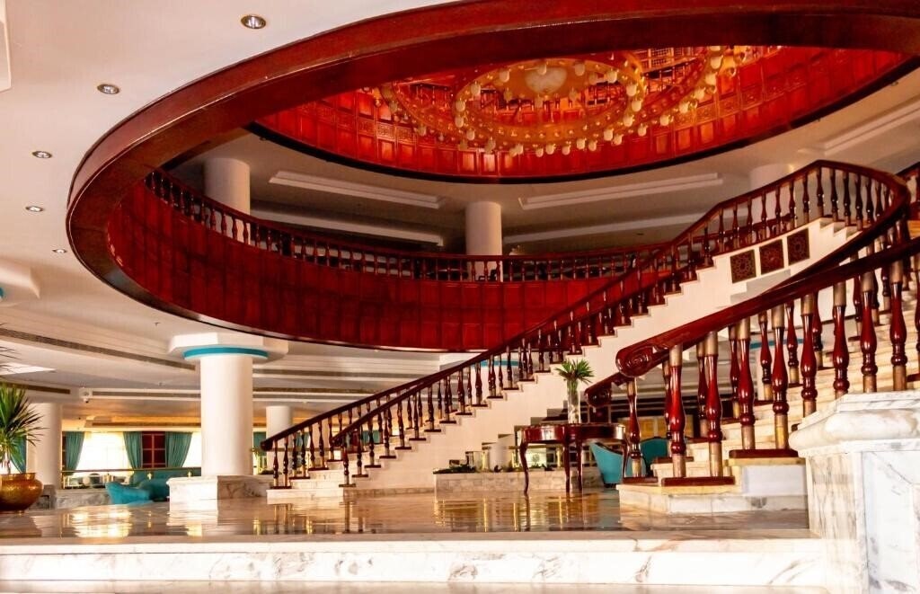 Фотография Palace Beach Hotel 5*