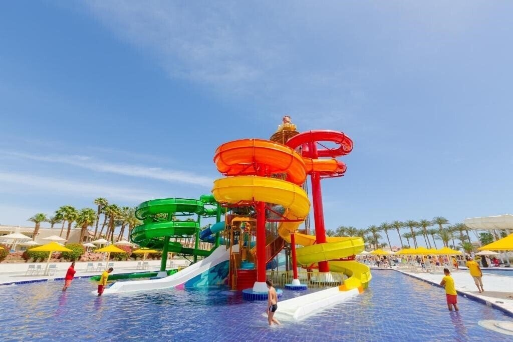 Фотография Beach Albatros The Club - Aqua Park 4*