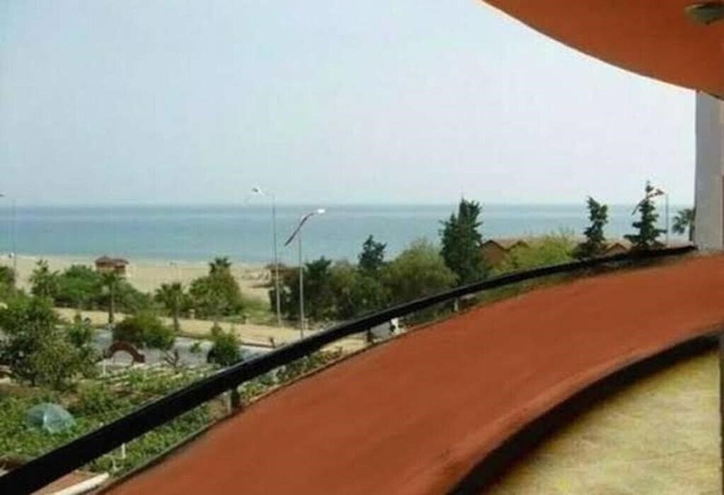 4 Seasons Hotel 3* суреті