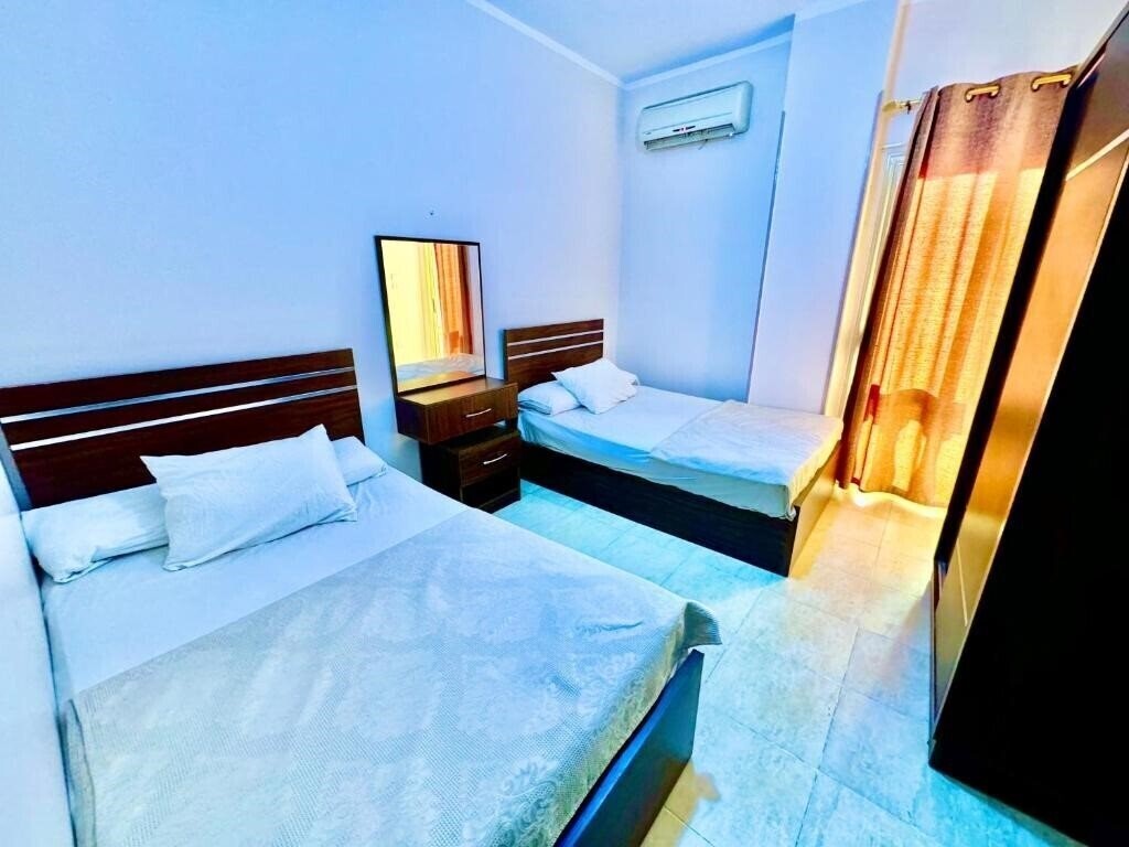 Apartment Charbel Hotel 3* суреті