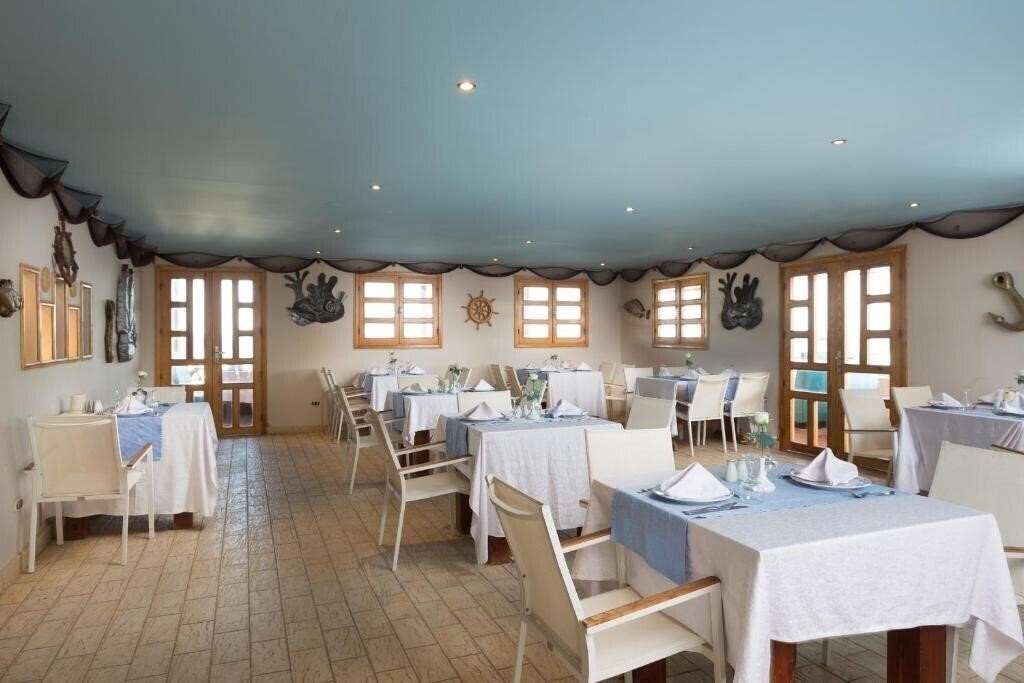 Фото Aladdin Beach Resort 4*