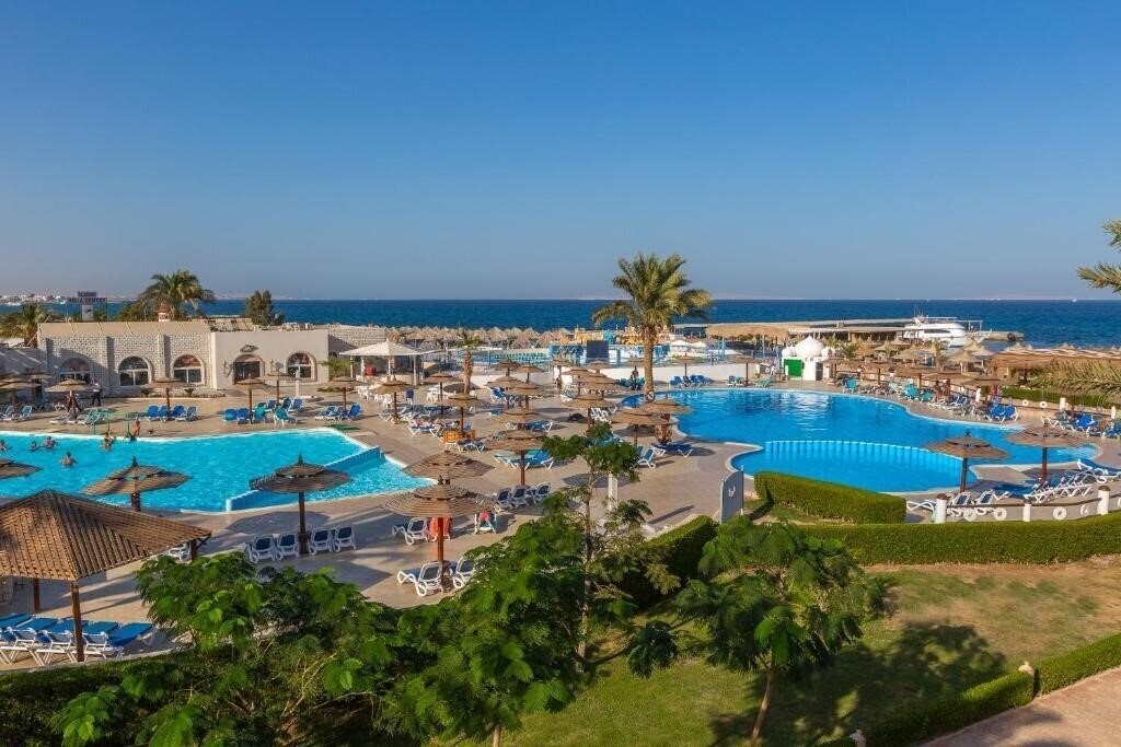 Фото Aladdin Beach Resort 4*