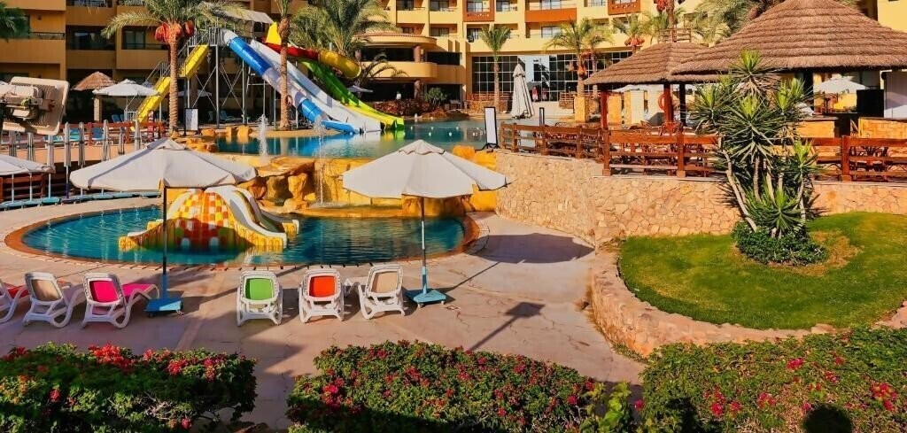 Изображение Eagles Down Town Zahabia Resort 3*
