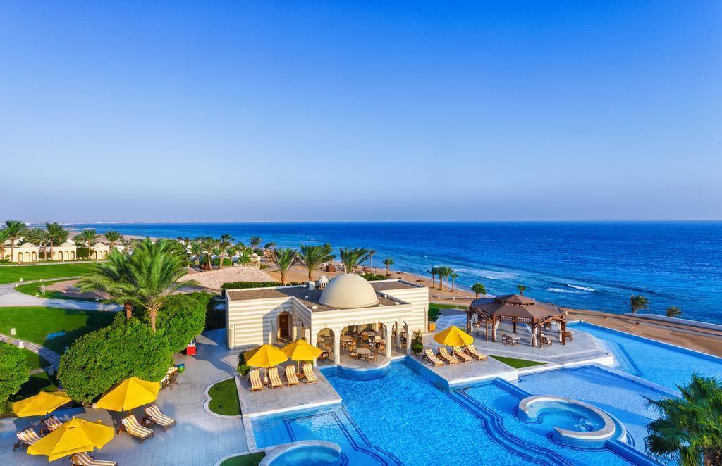 Отель The Oberoi Beach Resort 5*