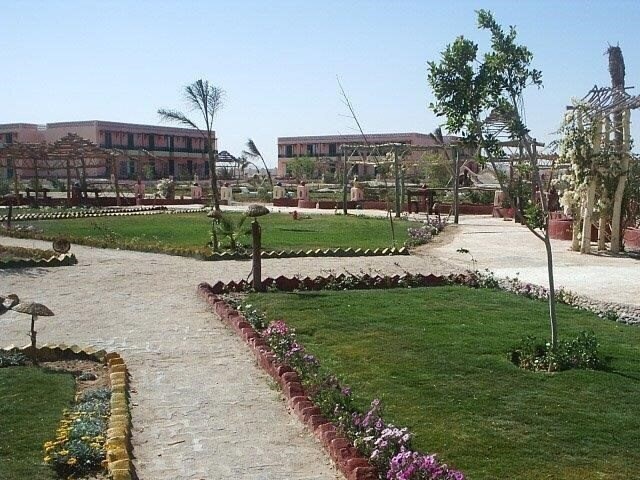 Green Village Hotel & Resort 3* фотосуреті