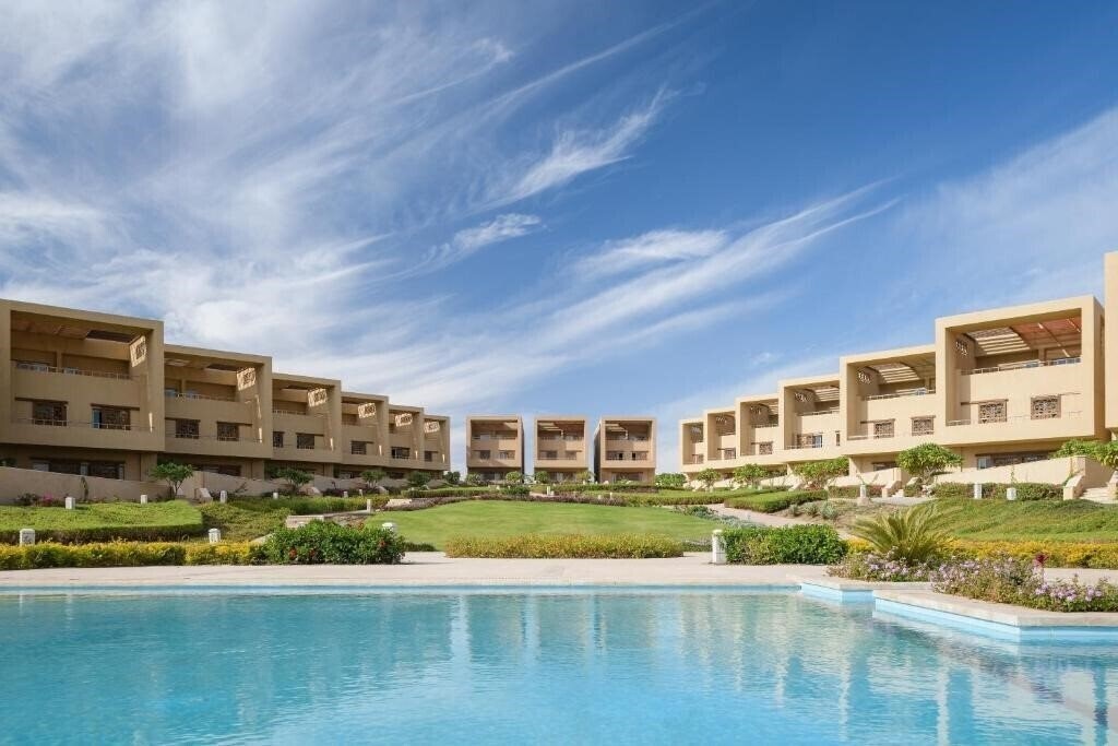 Фото The Zen Wellness Resort 5*