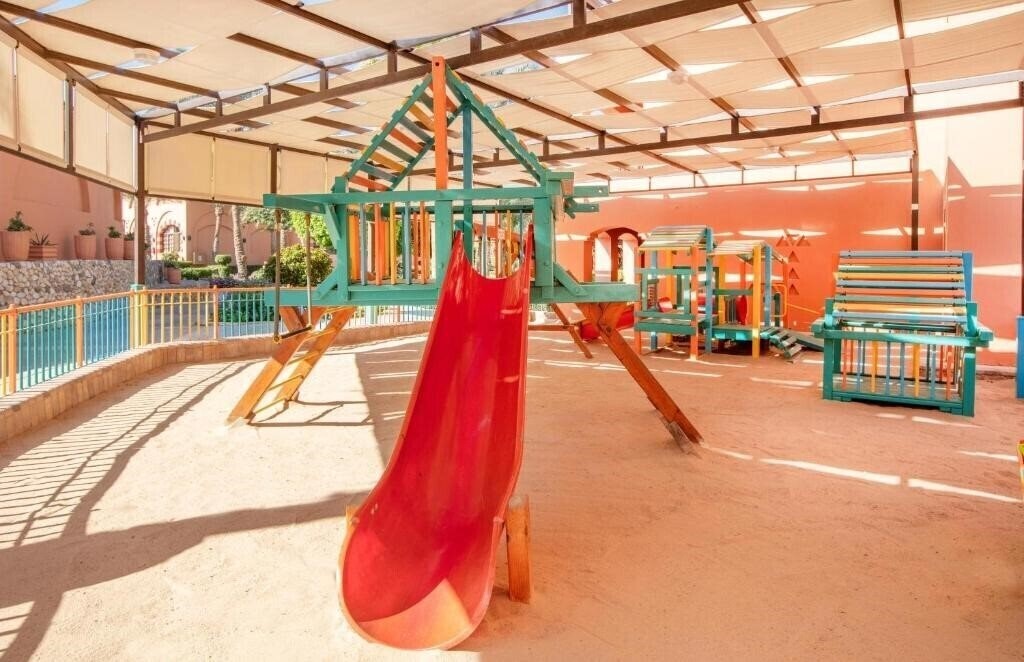 Фото Jaz Makadi Oasis Resort & Club 5*