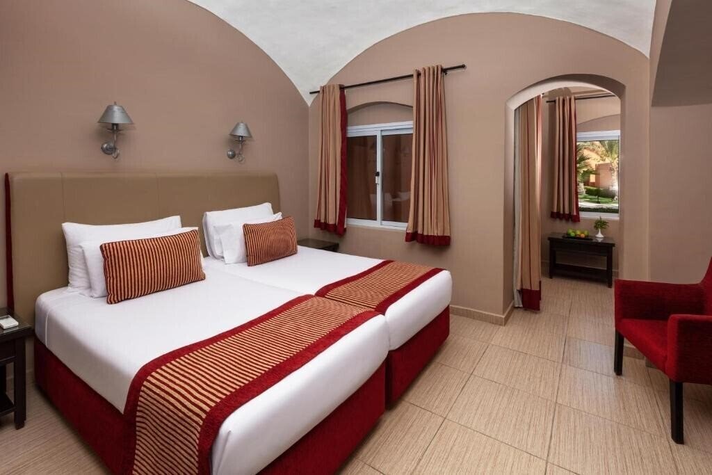 Изображение Jaz Makadi Oasis Resort & Club 5*