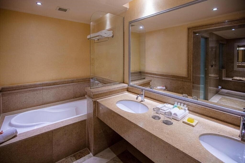 Фото Jaz Makadi Star & SPA 5*