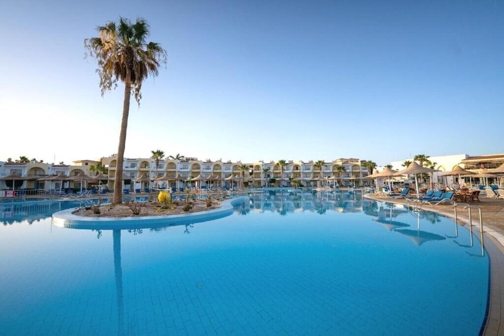 Отель JAZ Palmariva Beach 4*