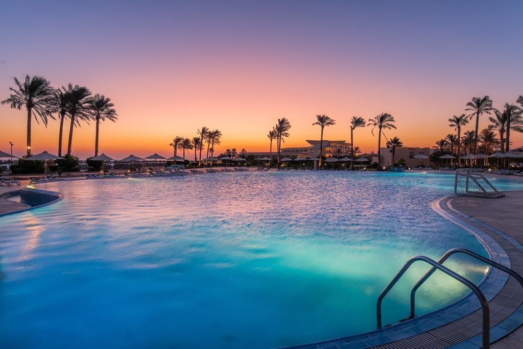 Фото Cleopatra Luxury Resort Makadi Bay 5*
