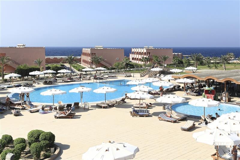 The Three Corners Happy Life Beach Resort 4* қонақ үйі