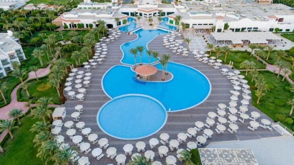 Отель Fantazia Resort Marsa Alam 5*