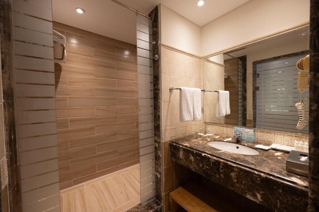 Lahami Bay Beach Resort & Gardens 4* фотосуреті