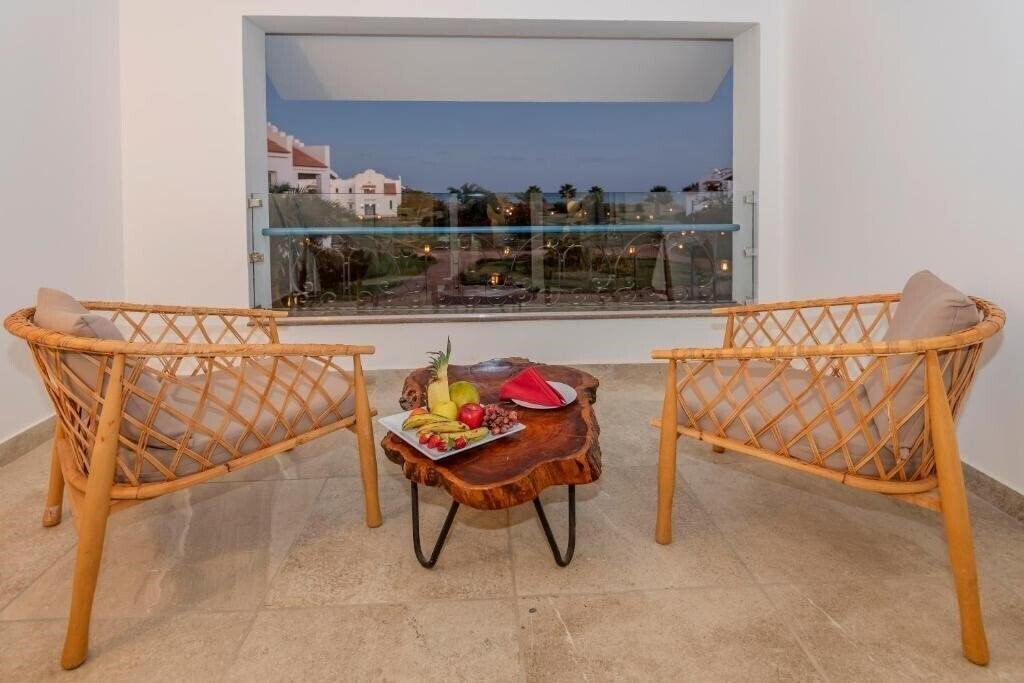 Lahami Bay Beach Resort & Gardens 4* суреті