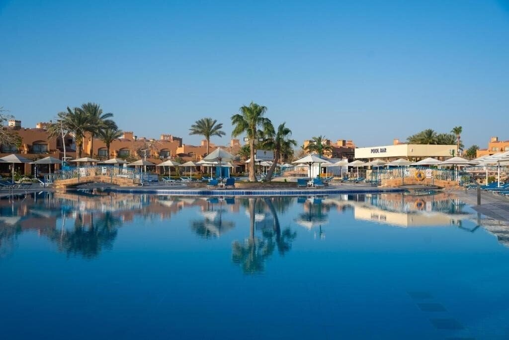 Отель Akassia Swiss Resort 5*