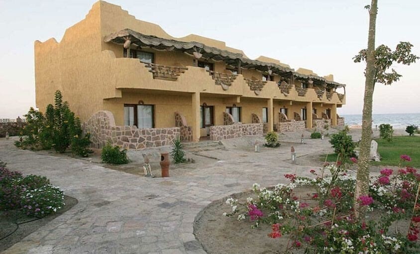 Фото Badawia Resort Marsa Alam (ex. Swiss Inn Plaza Resort Marsa Alam) 4*