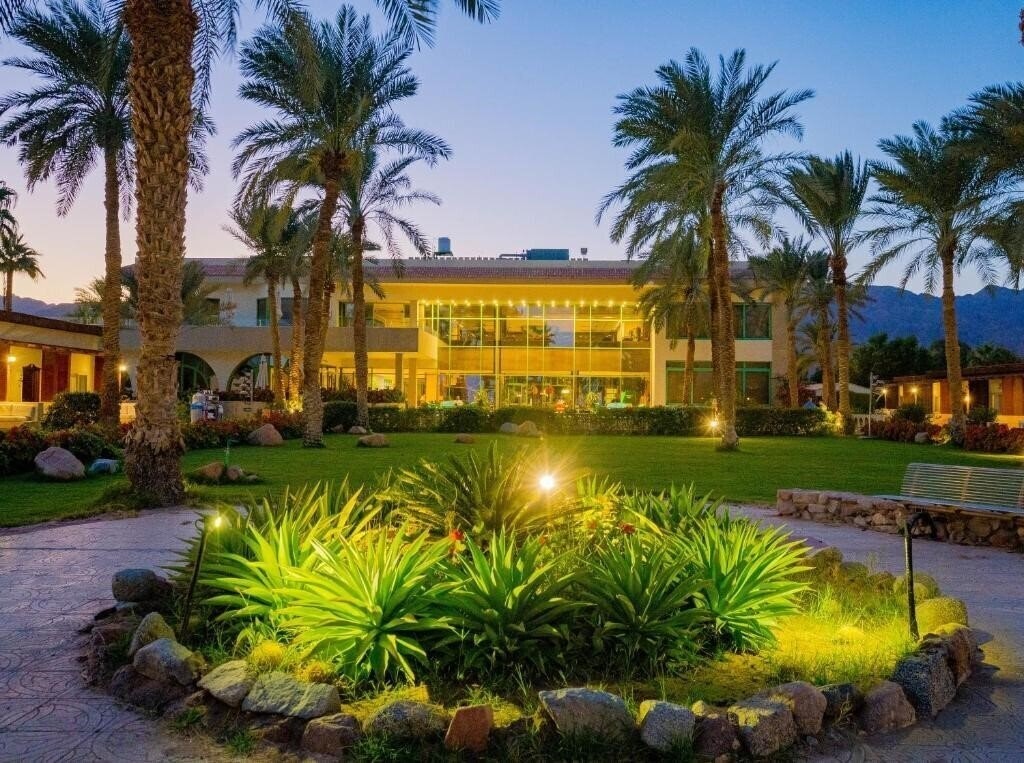 Фото Nuweiba Club Resort (ex. Helnan Nuweiba Bay Resort) 4*