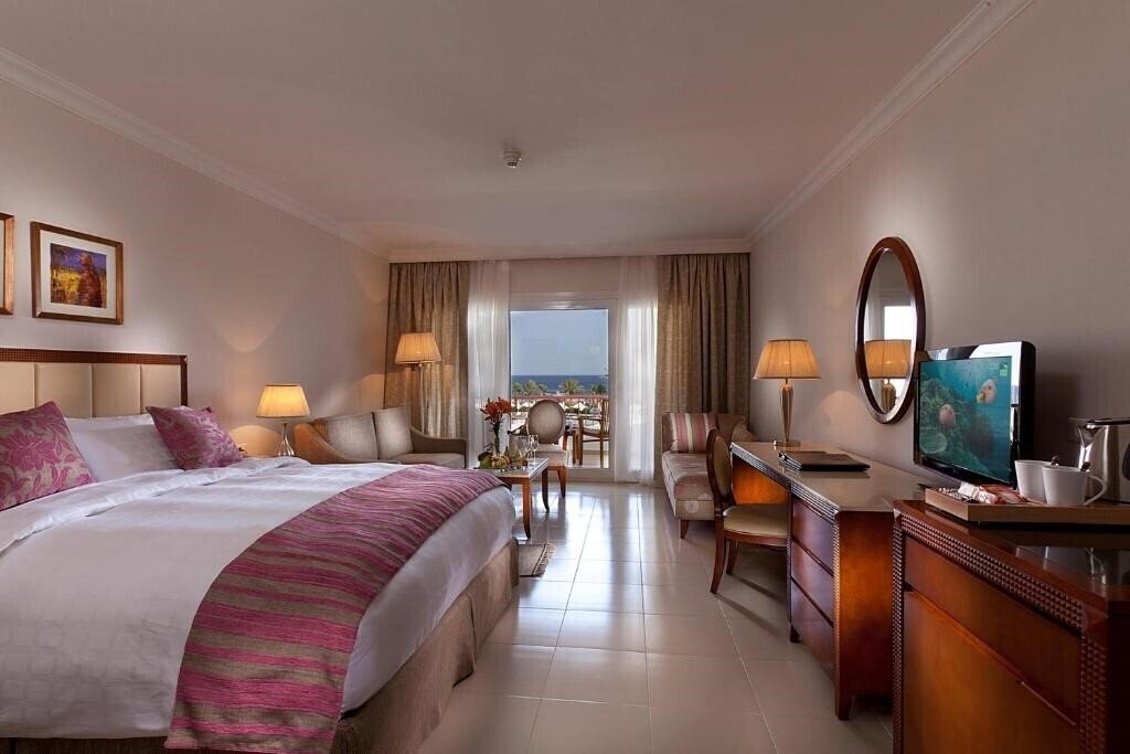 Фото Baron Palace Sahl Hasheesh 5*
