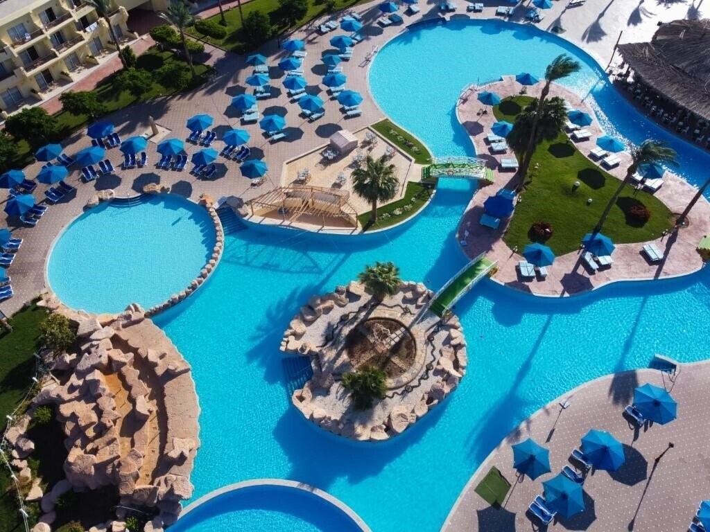 Фотография Amwaj Oyoun Resort (ex. Millennium Oyoun Hotel & Resort) 5*