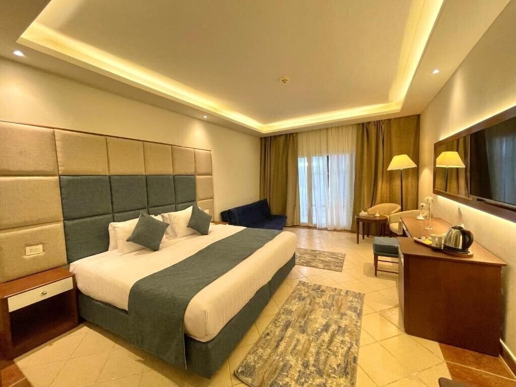 Фото Ivy Cyrene Island 4*