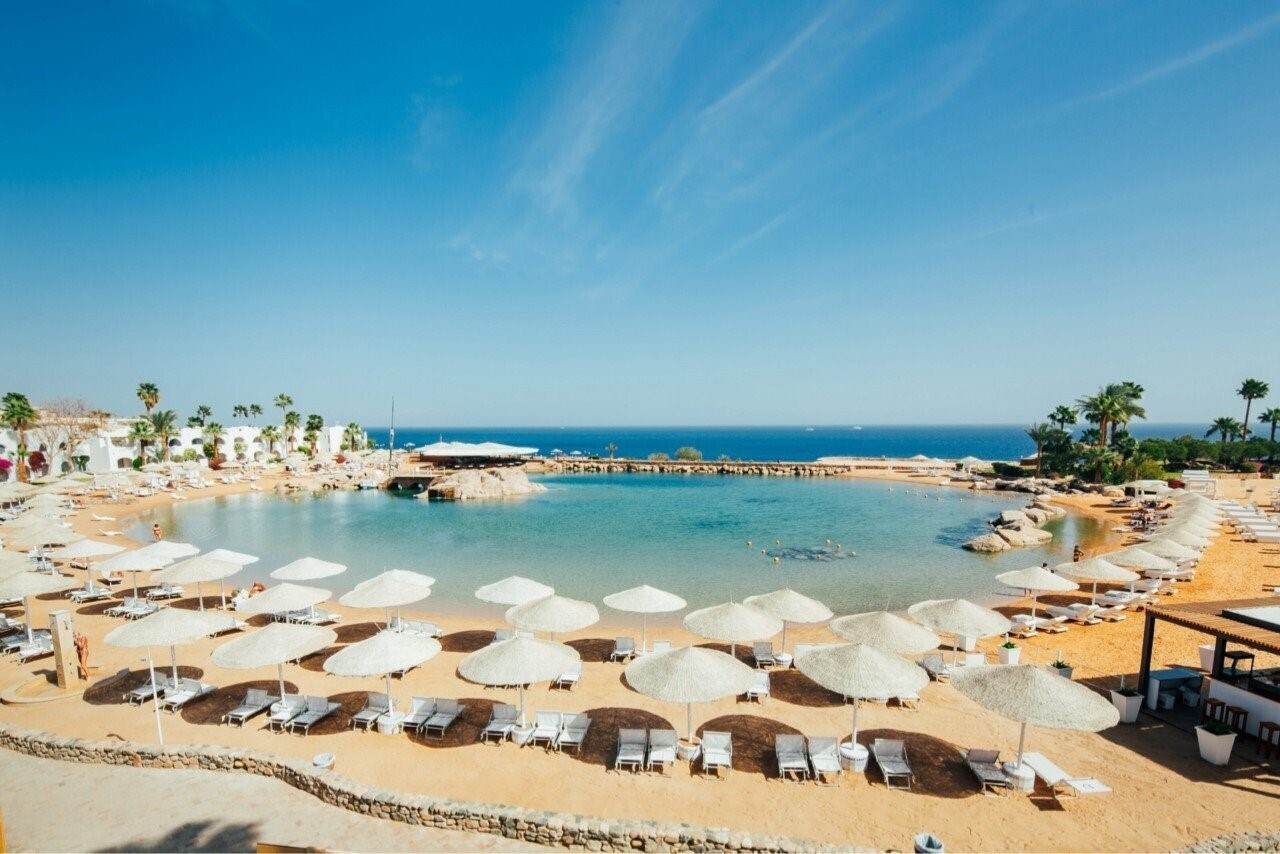 Отель Domina Coral Bay King's Lake 5*