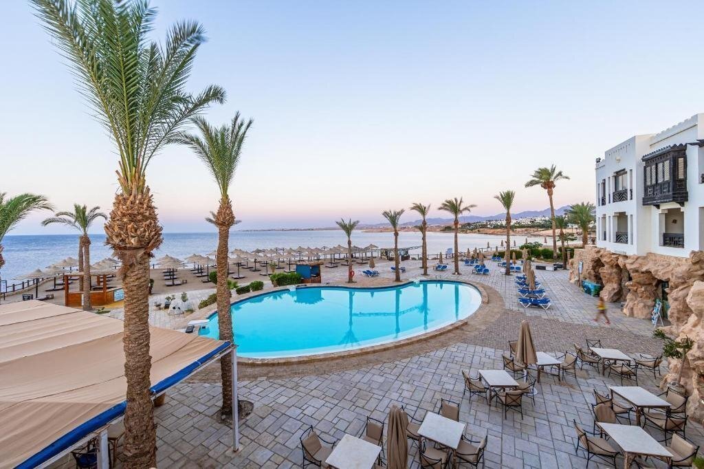 Отель Sharm Resort Hotel (ex. Sharm Plaza, Crowne Plaza Resort) 4*