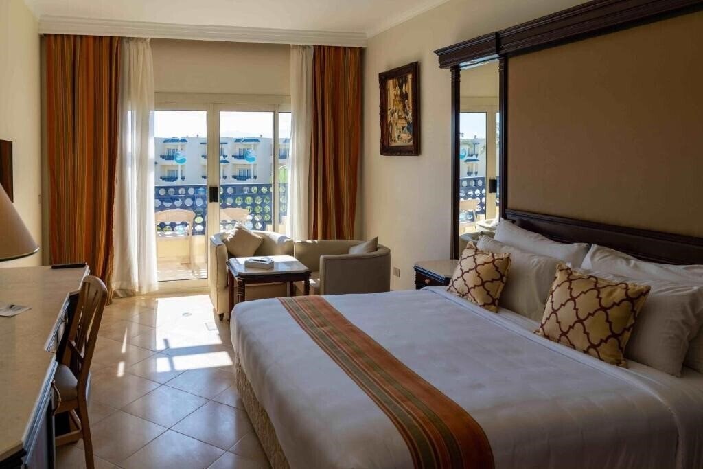 Изображение Grand Oasis Resort (ex. Tropicana Grand Oasis Resort) 4*