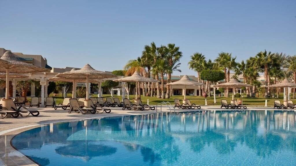 Coral Sea Holiday Resort & Aqua Park 5* фотосуреті